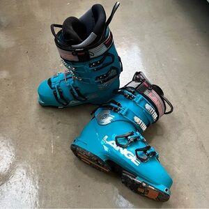 Lange XT3 110 LV Women’s Ski Boots 23.5
